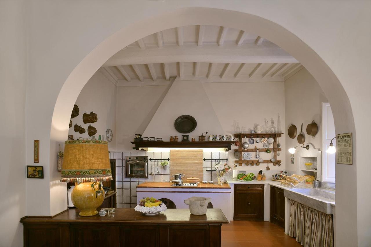 Villa Carlotta Con Piscina Lari Luaran gambar