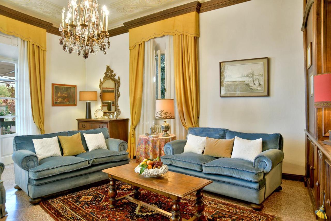 Villa Carlotta Con Piscina Lari Luaran gambar