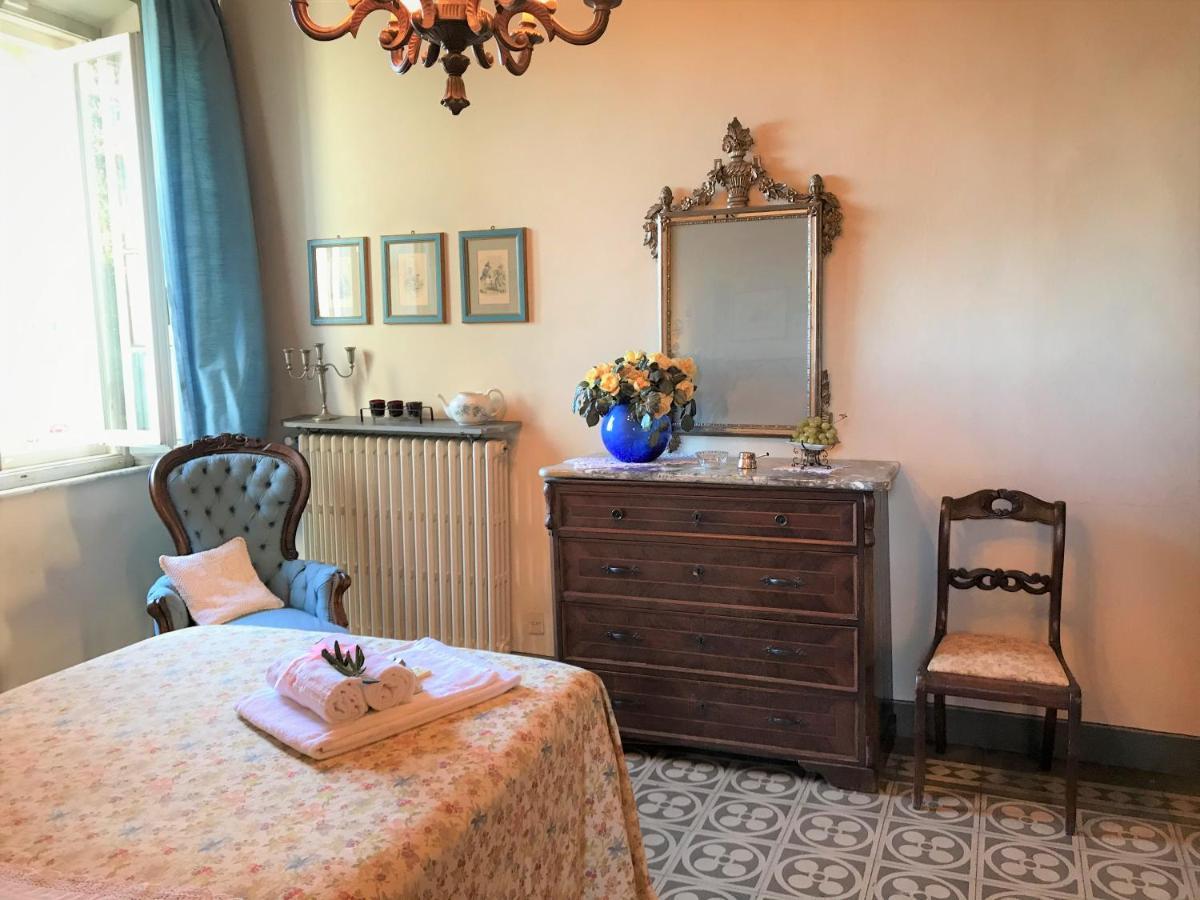 Villa Carlotta Con Piscina Lari Luaran gambar