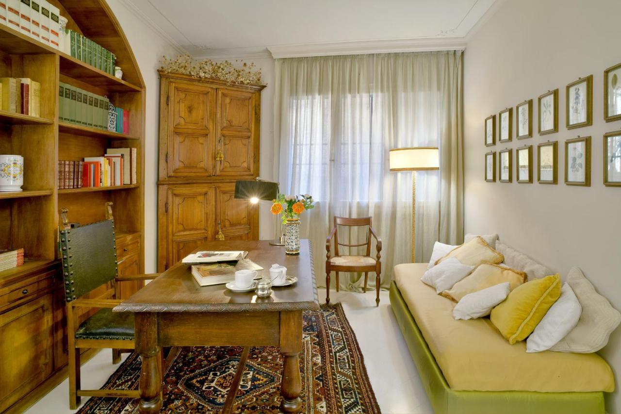 Villa Carlotta Con Piscina Lari Luaran gambar