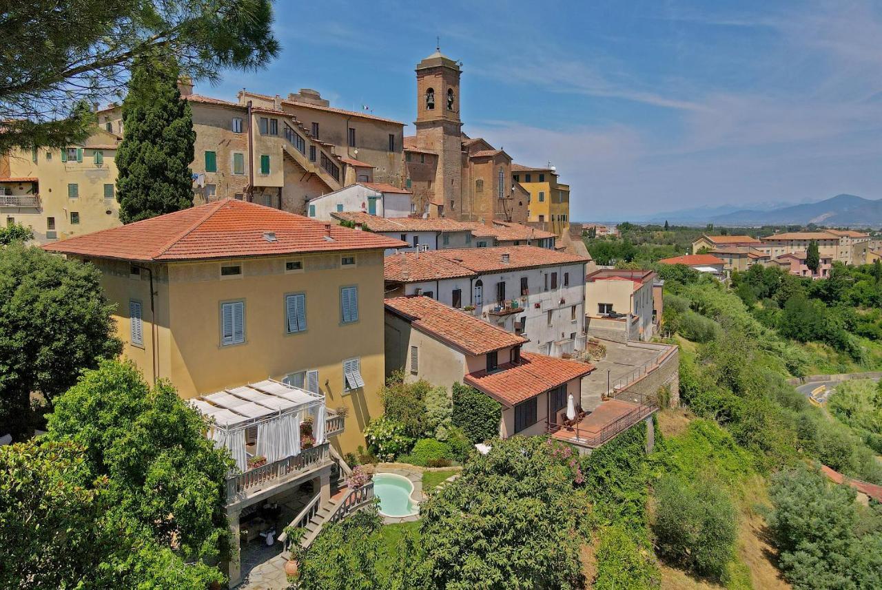 Villa Carlotta Con Piscina Lari Luaran gambar